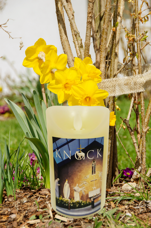 'Apparition Chapel' Scented LED Candle Knock Shrine